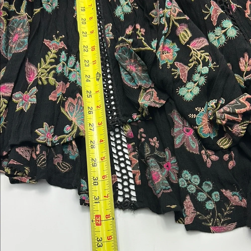Free People Boho Blouse Floral Cottagecore  Peasant Small Black Puffy Sleeves